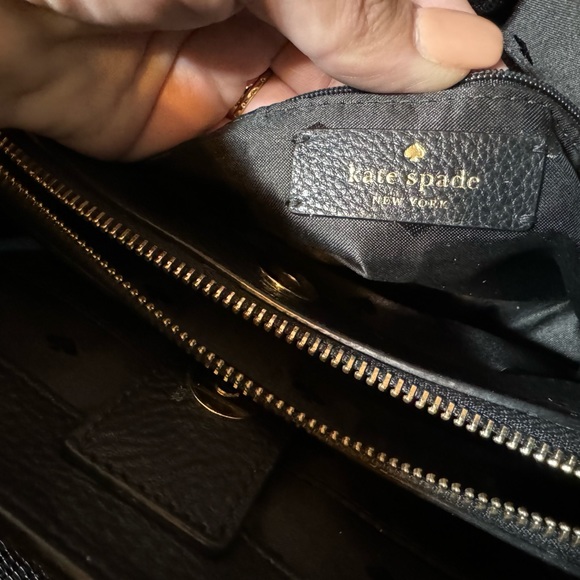 Kate Spade Matching Tote/crossbody & Wallet set in Black - Picture 3 of 12